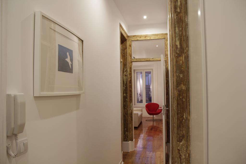 Design Duplex Apartment Ba/ Chiado Lisbon Room photo