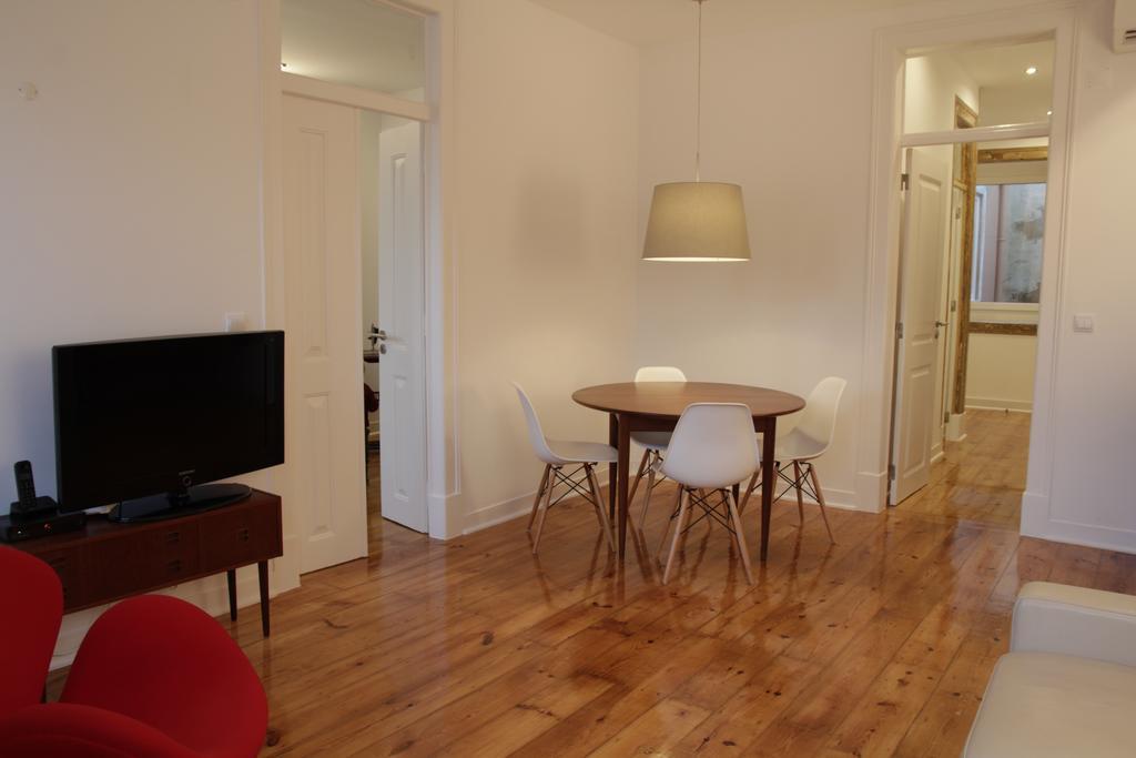 Design Duplex Apartment Ba/ Chiado Lisbon Room photo