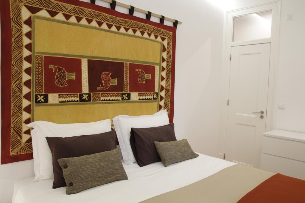 Design Duplex Apartment Ba/ Chiado Lisbon Room photo